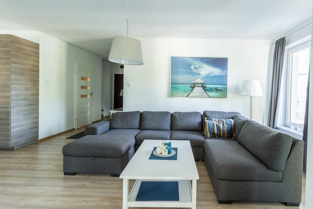 Omi Apartments 科沃布热格 外观 照片