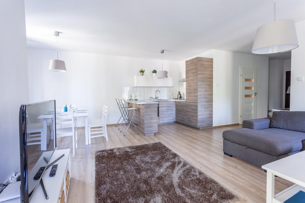 Omi Apartments 科沃布热格 外观 照片