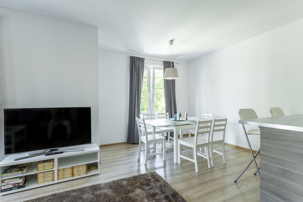 Omi Apartments 科沃布热格 外观 照片